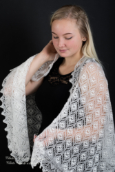 haapsalu shawl - Bearpaw pattern