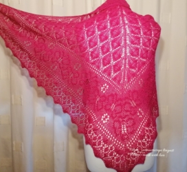 Haapsalu scarf - Butterfly pattern