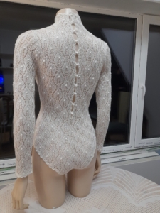 Heidile kootud bodysuit